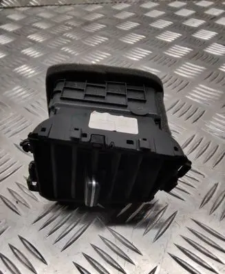 KIA Rio Dash center air vent grill 84740J7AB0