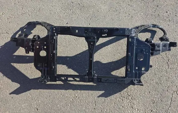 Hyundai Genesis Radiator support slam panel 641012M500