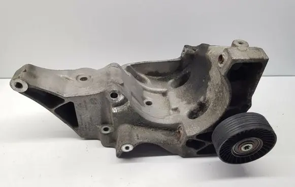 BMW 3 E90 E91 Generator/alternator bracket 11167802639 nr7787