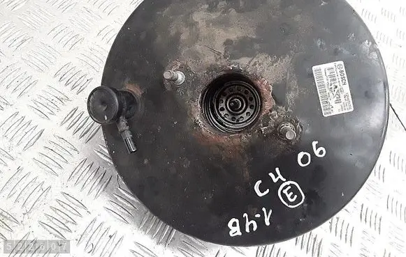 Citroen C4 I Brake booster 0204051592