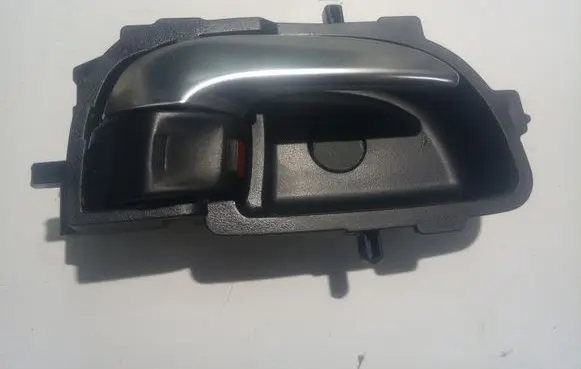 Toyota Yaris Front door interior handle