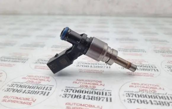 Audi Q7 4L Fuel injector 079906036C