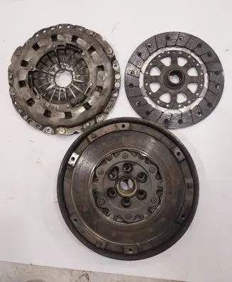 BMW 3 E90 E91 Clutch set kit 7594444