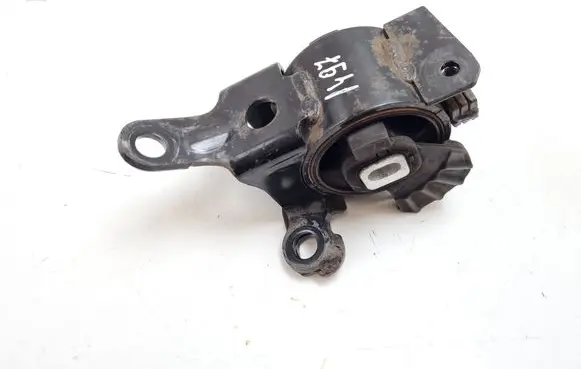 Mazda 3 II Engine mount bracket 141209
