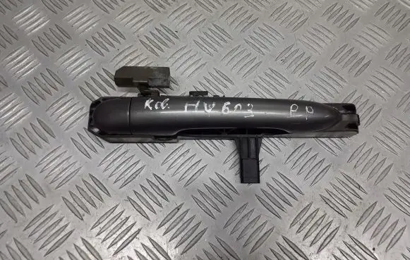 Renault Laguna II Front door exterior handle/bracket 8200452520
