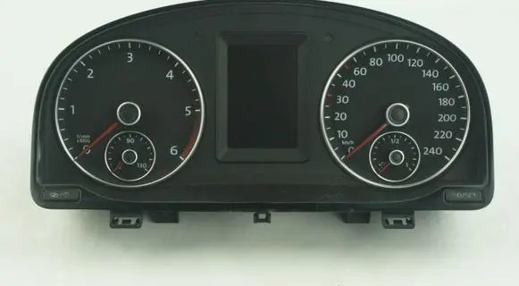 Volkswagen Caddy Speedometer (instrument cluster) 2K0920865J