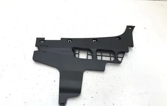 Dashboard lower bottom trim panel