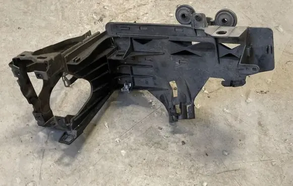 BMW 5 F10 F11 Headlight/headlamp mounting bracket 7200793 11071510
