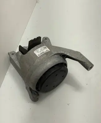 Porsche Panamera (971) Engine mount bracket 971199384 281118