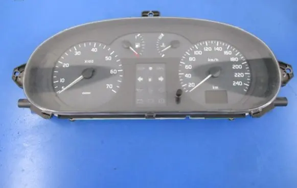 Renault Scenic I Speedometer (instrument cluster) 8200071811A