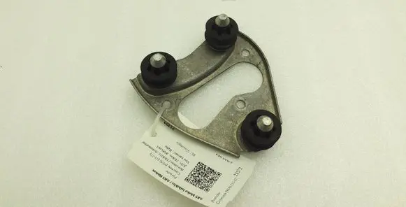 Porsche Cayenne (92A) ABS pump bracket 7P0614235