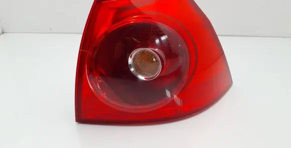Volkswagen Golf V Rear/tail lights 1K6945096N 028490202
