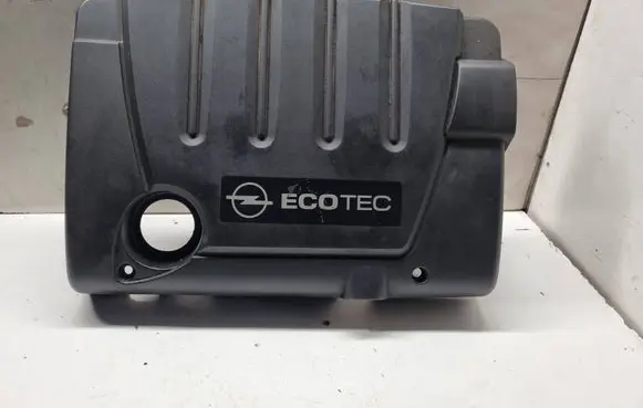 Opel Zafira B Engine cover (trim) 315829598 81092