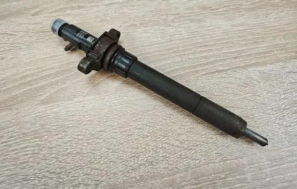 Peugeot 508 Fuel injector 9688438580