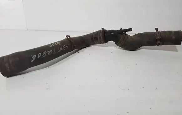 Seat Toledo II (1M) Engine coolant pipe/hose 1J0121087 PA66GF30