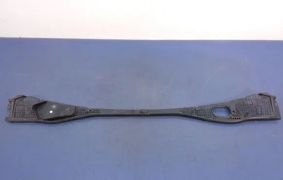 Dacia Sandero Wiper trim 8200294316