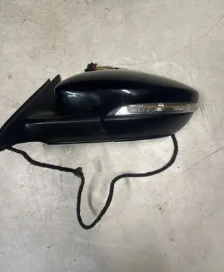 Volkswagen PASSAT B7 Front door electric wing mirror 012522