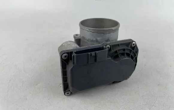 Subaru Outback (BS) Throttle valve 16112AA450