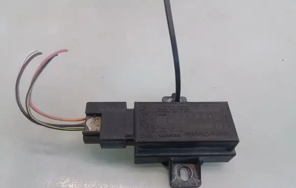 Jeep Grand Cherokee (WK) Tire pressure sensor 0018275101Q2