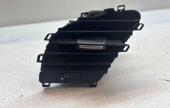 Audi A4 S4 B8 8K Dashboard side air vent grill/cover trim 6481005