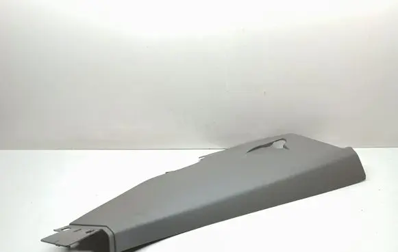 (D)pillar trim (top)