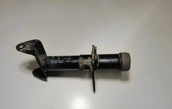 Volkswagen PASSAT B5 Front bumper shock/impact absorber 3B0807134