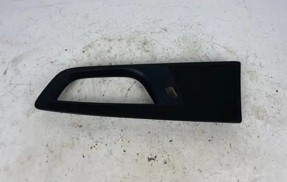 Volvo XC60 Rear door speaker cover trim 31455104
