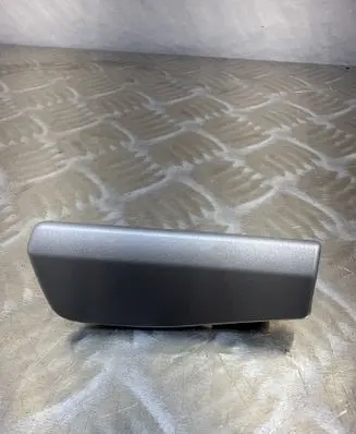 Skoda Octavia Mk2 (1Z) Dashboard glove box trim 1Z1858415