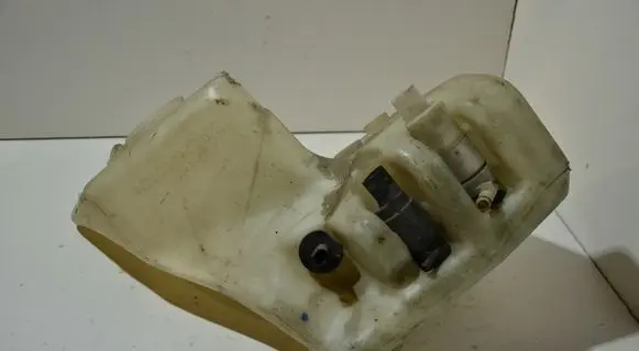 Mercedes-Benz S W220 Lamp washer fluid tank A2208690020 2208690020
