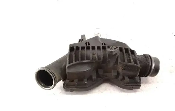 Mercedes-Benz E W212 Intake resonator 0112765C