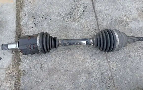 Jeep Grand Cherokee Front driveshaft P68193661AA
