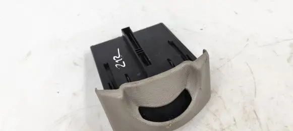 Citroen Xsara Picasso Ashtray (front) 9635581577