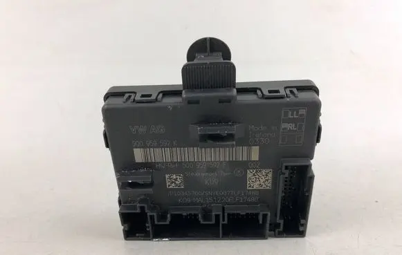 Volkswagen Golf VIII Door control unit/module 5Q0959592K