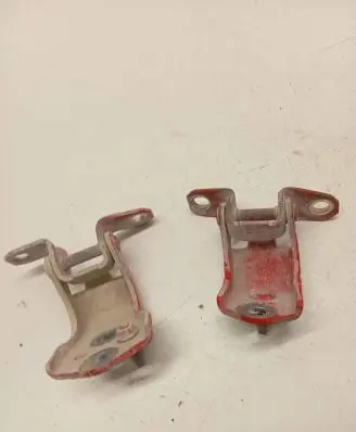 Rear door hinge set