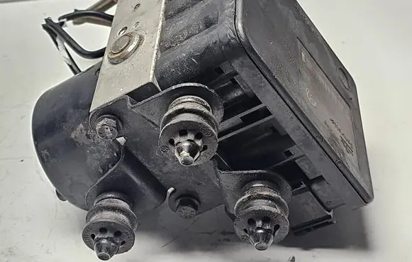 Audi A3 S3 8P ABS Pump 1K0907379AC 1K0614517AE 10096003593
