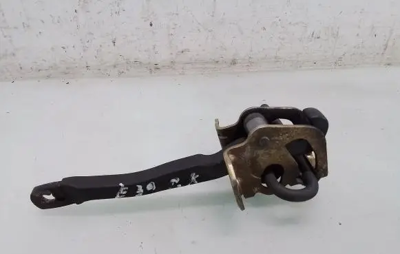 BMW 5 E39 Front door check strap stopper