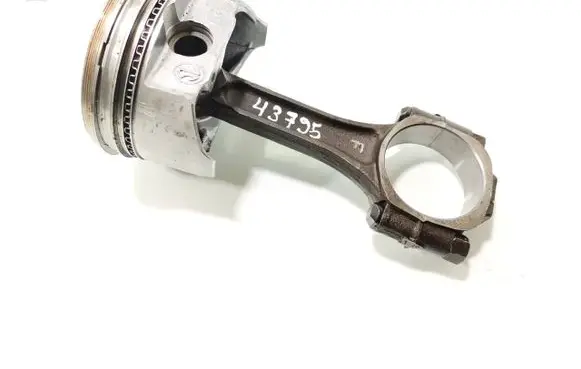 Chevrolet Corvette Piston with connecting rod 