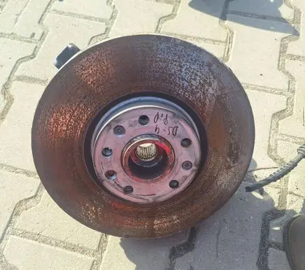 Citroen DS4 Front wheel hub spindle knuckle