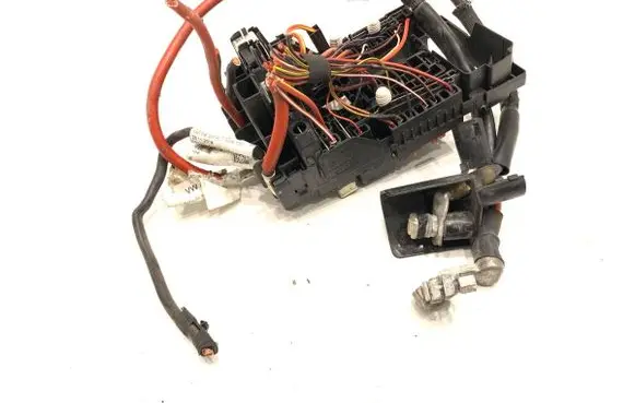 Volkswagen PASSAT B8 Fuse box set 5Q0937125B