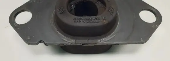 Nissan Micra Engine mount vacuum valve 11220