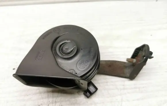 Volvo S60 Horn signal A046522