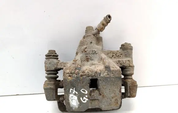 Mazda 929 Rear brake caliper