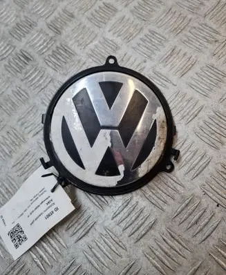 Volkswagen PASSAT B6 Tailgate/trunk/boot exterior handle 1K0827469D