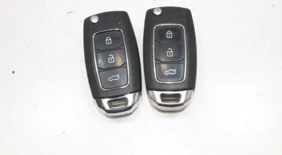 Suzuki Swift I Ignition key/card 