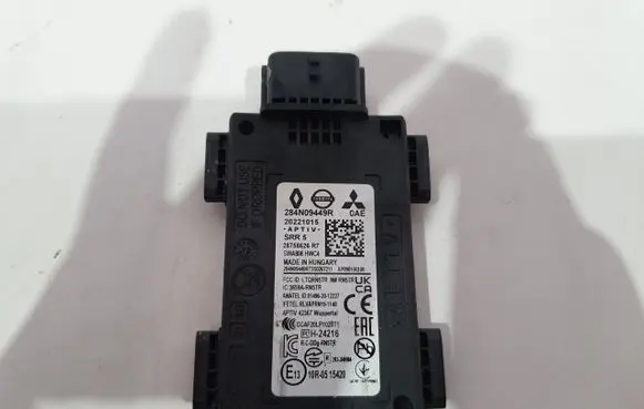 Nissan Qashqai J12 Distronic sensor radar 284N09449R