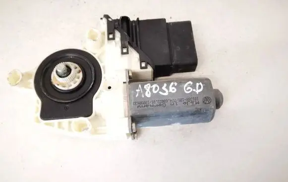 Seat Toledo II (1M) Rear door window regulator motor 101388101 101388-101