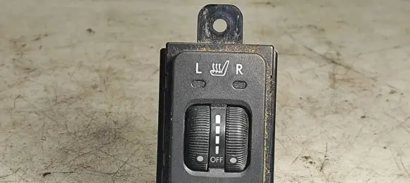 Subaru Forester SH Seat heating switch