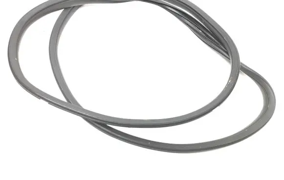Toyota Aygo X Front door rubber seal 