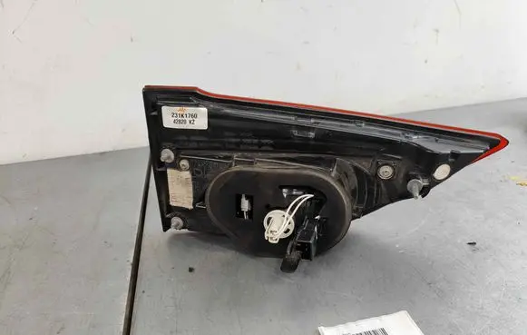 Toyota Avensis T270 Tailgate rear/tail lights 8159005160