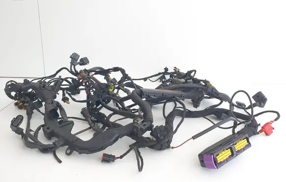 Mercedes-Benz CLS C219 Engine installation wiring loom A2721590125